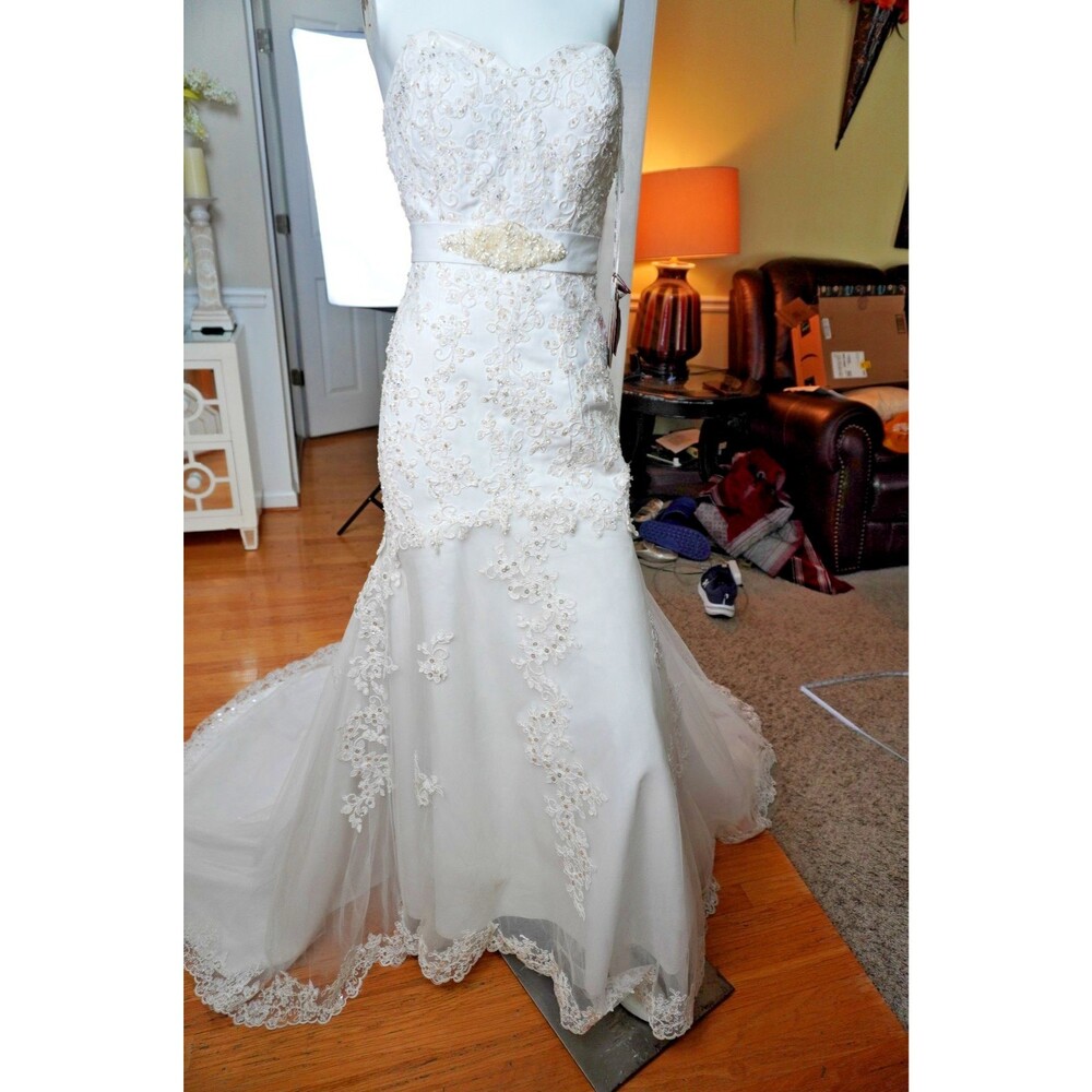 Juliet Style 344W Floral WhiteLace &Satin Back Corset Wedding Gown Sz S NWT